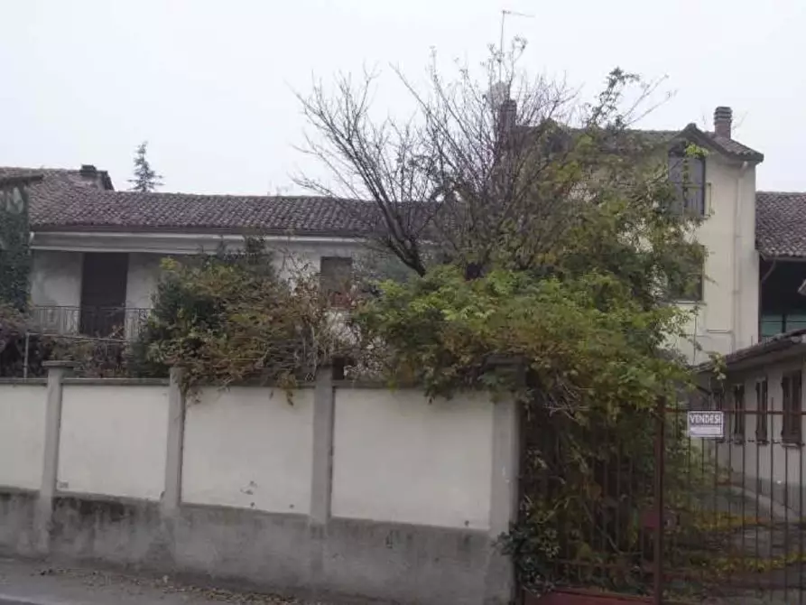 casa indipendente in vendita a Dorno