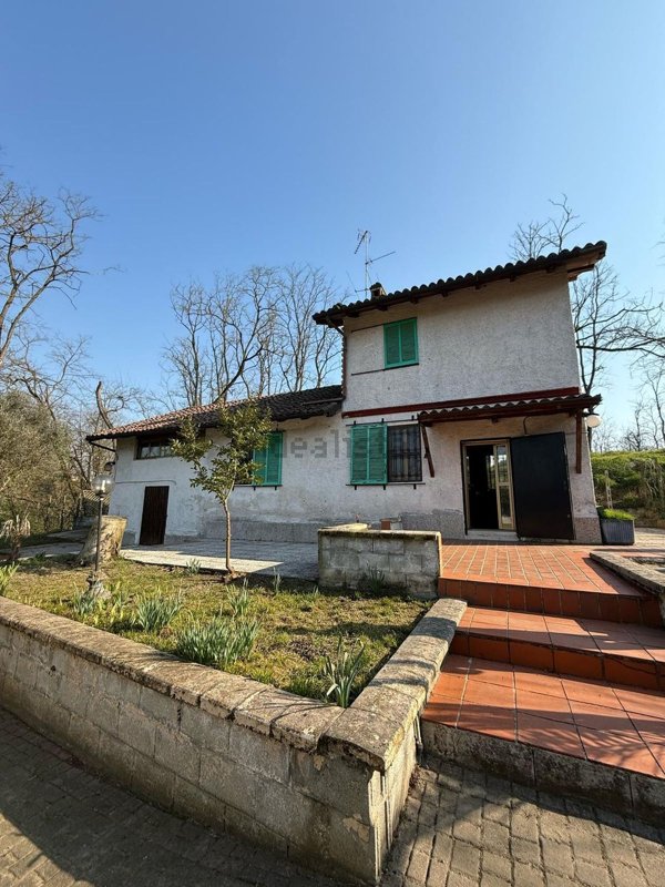 casa indipendente in vendita a Dorno