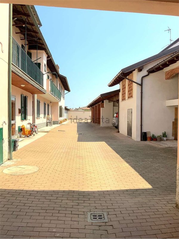 appartamento in vendita a Dorno