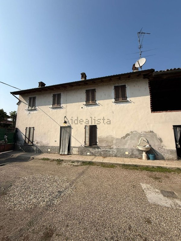 casa indipendente in vendita a Dorno