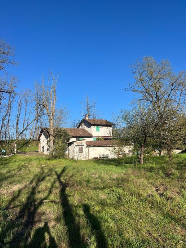 casa indipendente in vendita a Dorno