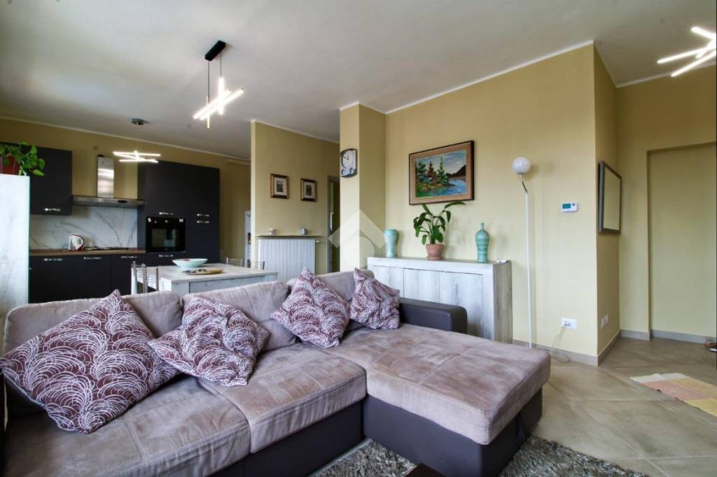 appartamento in vendita a Dorno