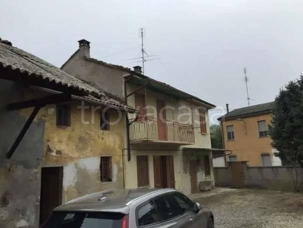 casa indipendente in vendita a Dorno