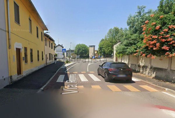 casa indipendente in vendita a Dorno