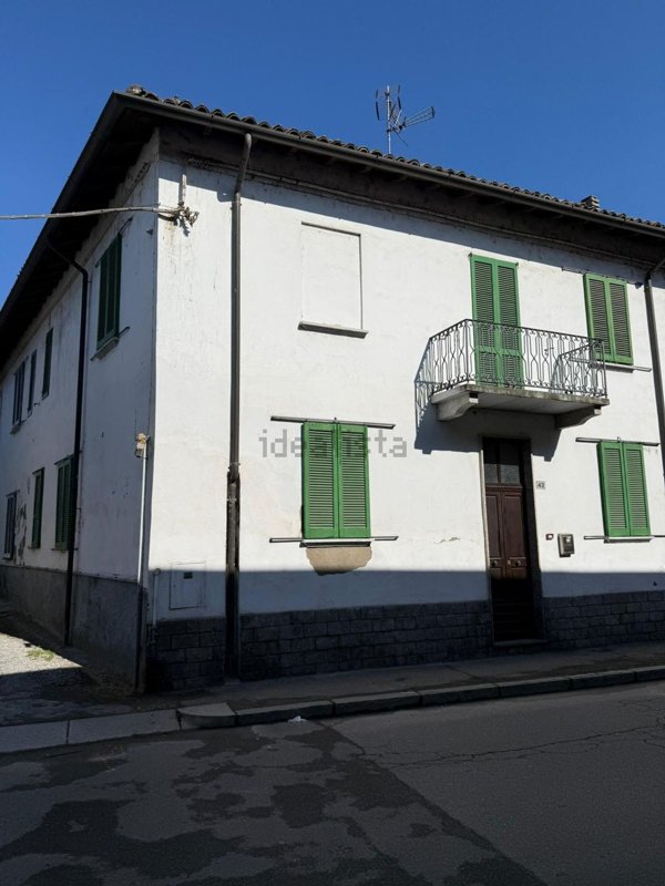 casa indipendente in vendita a Dorno