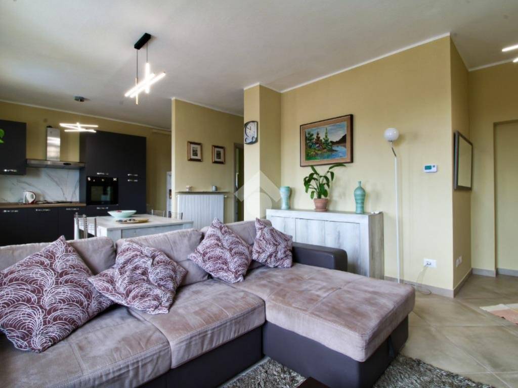 appartamento in vendita a Dorno