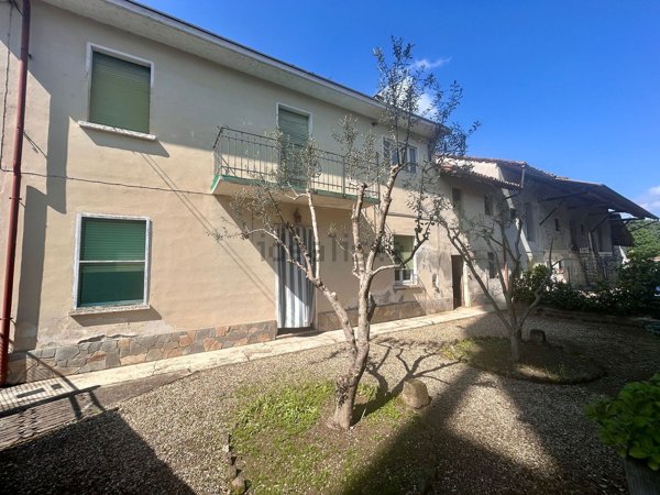 appartamento in vendita a Dorno