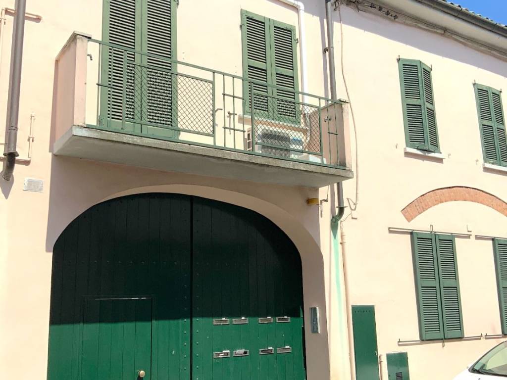 casa indipendente in vendita a Dorno