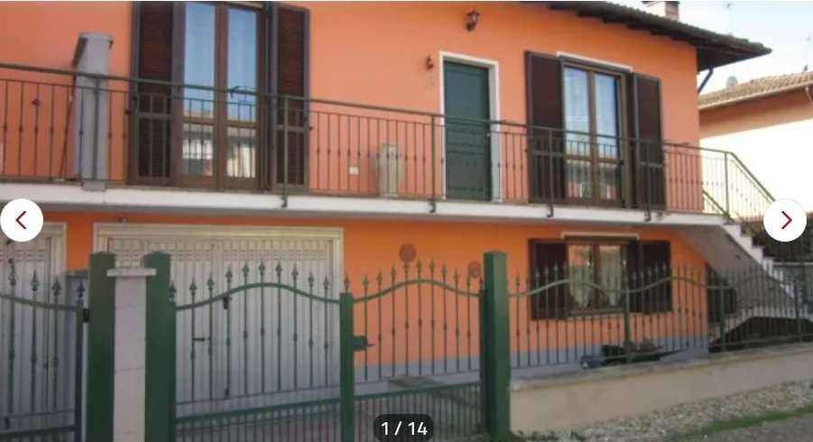 casa indipendente in vendita a Dorno