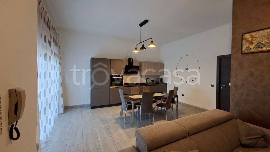 appartamento in vendita a Dorno