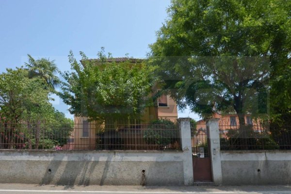 casa indipendente in vendita a Ferrera Erbognone