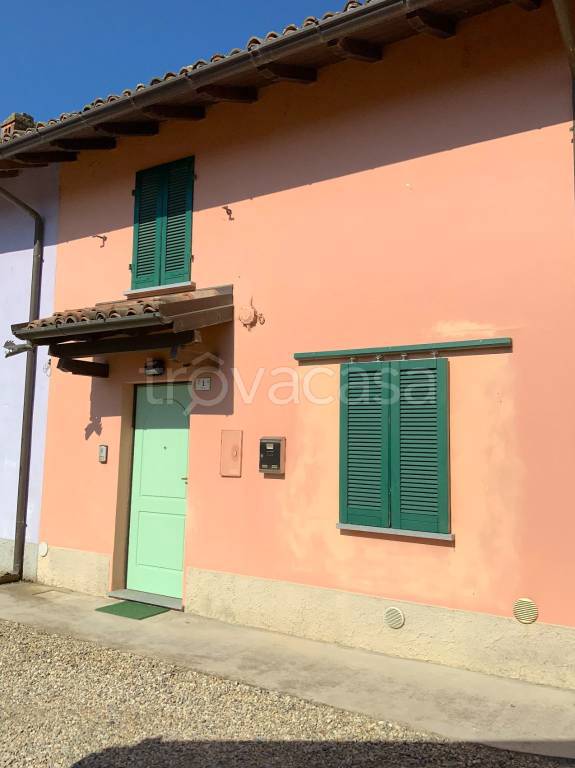 casa indipendente in vendita a Ferrera Erbognone