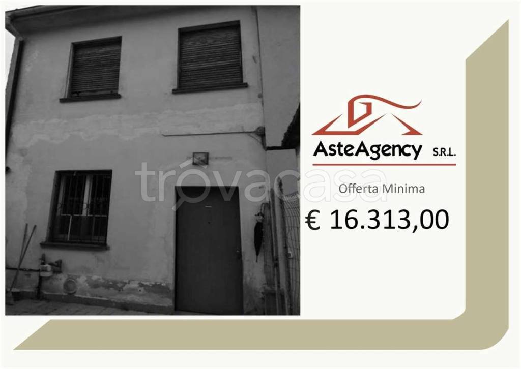 casa indipendente in vendita a Ferrera Erbognone