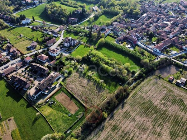 casa indipendente in vendita a Lauriano