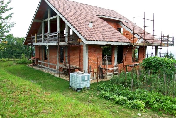 casa indipendente in vendita a Lauriano