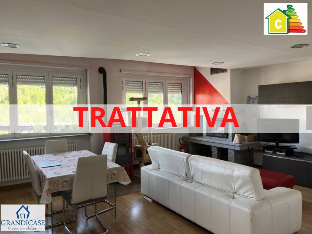 casa indipendente in vendita a Lauriano
