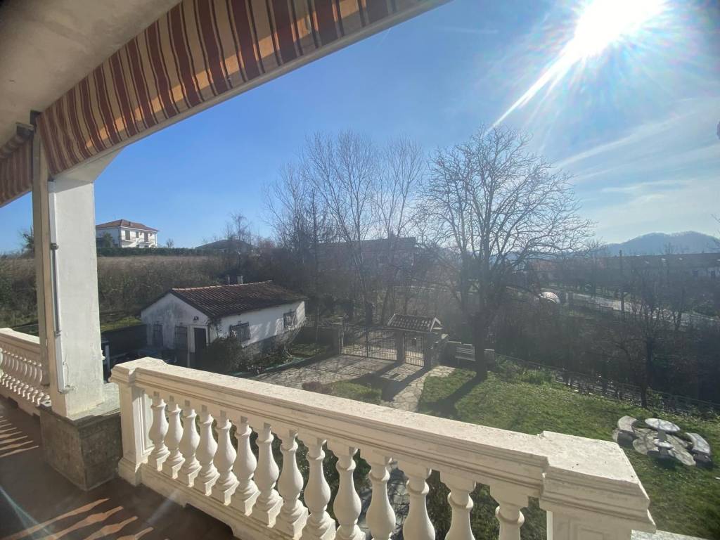appartamento in vendita a Lauriano