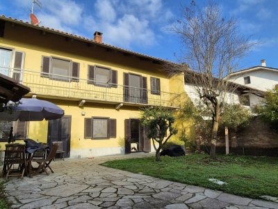 appartamento in vendita a Lauriano