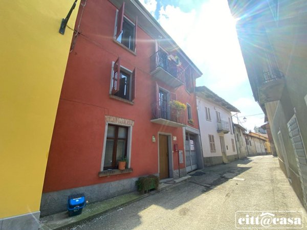 appartamento in vendita a Lauriano
