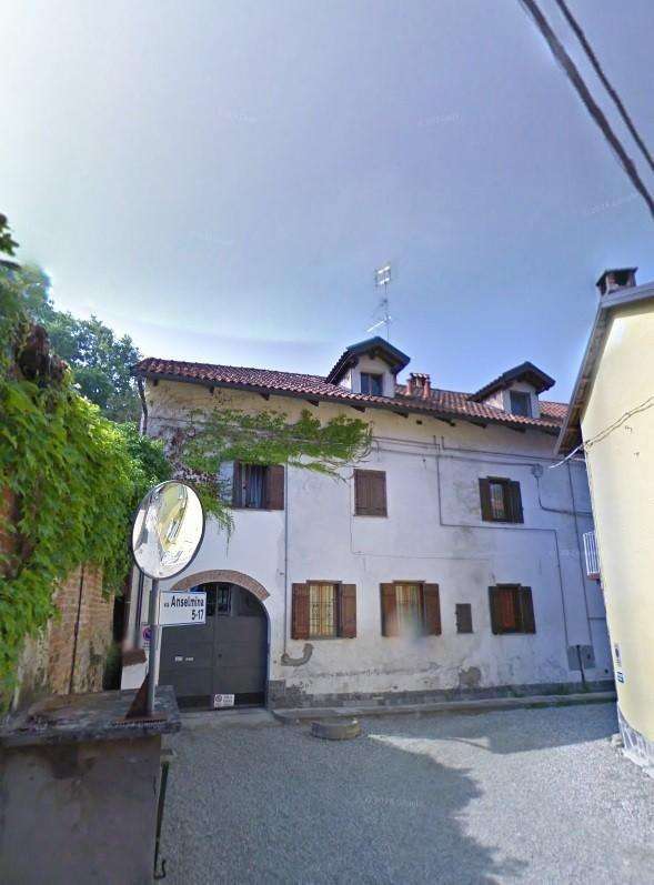 appartamento in vendita a Lauriano