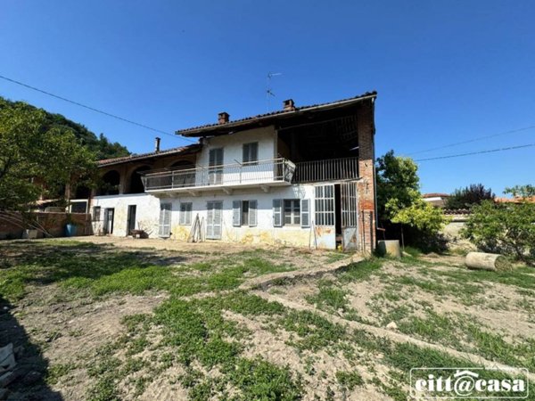 casa indipendente in vendita a Lauriano