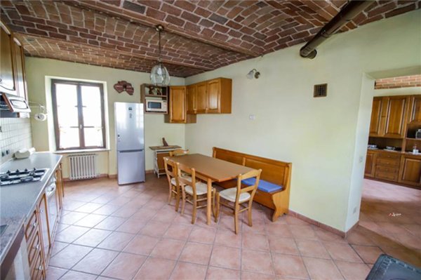 casa indipendente in vendita a Lauriano