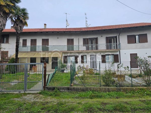 appartamento in vendita a Lauriano