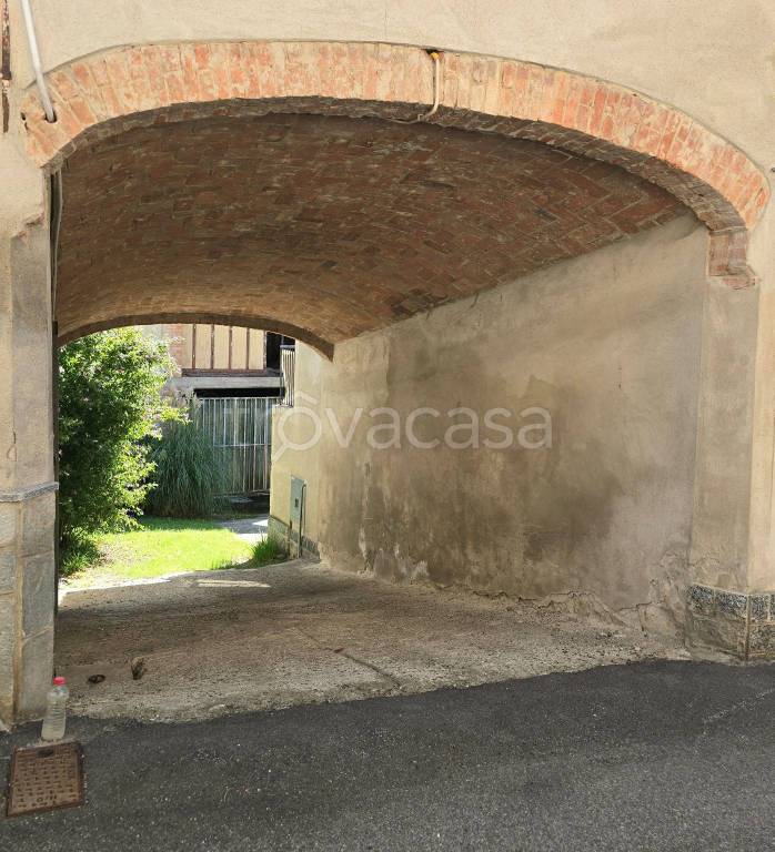 casa indipendente in vendita a Lauriano
