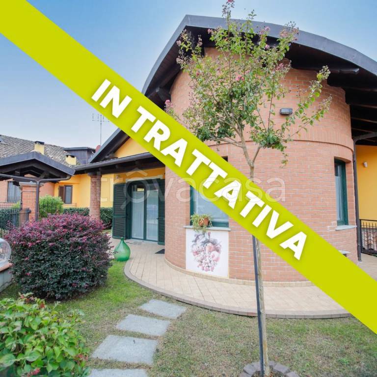 casa indipendente in vendita a Lauriano