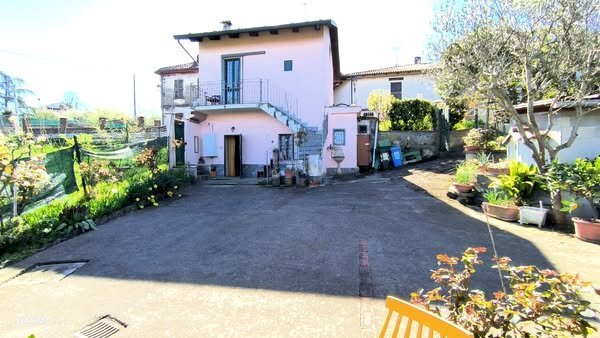 casa indipendente in vendita a Lauriano