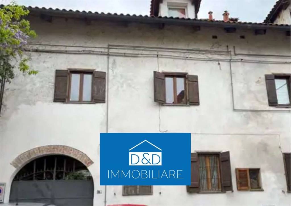 casa indipendente in vendita a Lauriano
