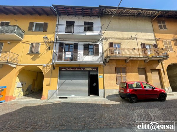 casa indipendente in vendita a Lauriano