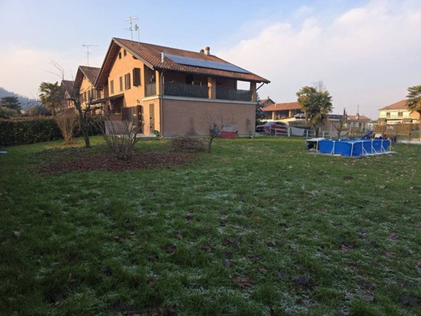 casa indipendente in vendita a Lauriano