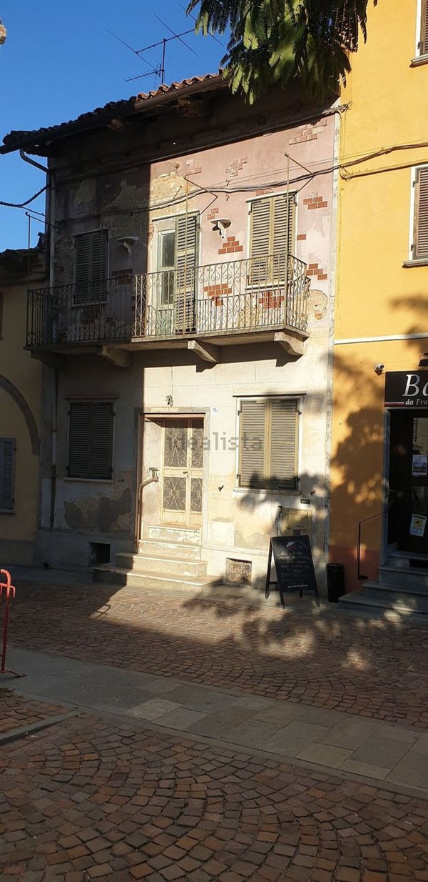 casa indipendente in vendita a Lauriano
