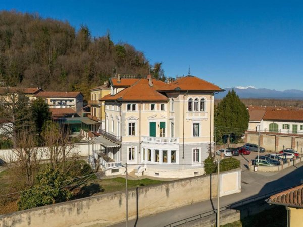 casa indipendente in vendita a Lauriano