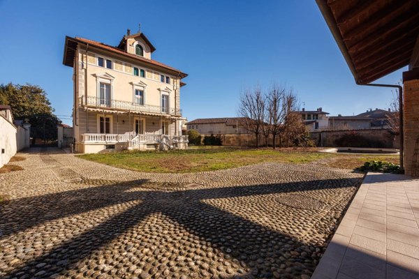 casa indipendente in vendita a Lauriano