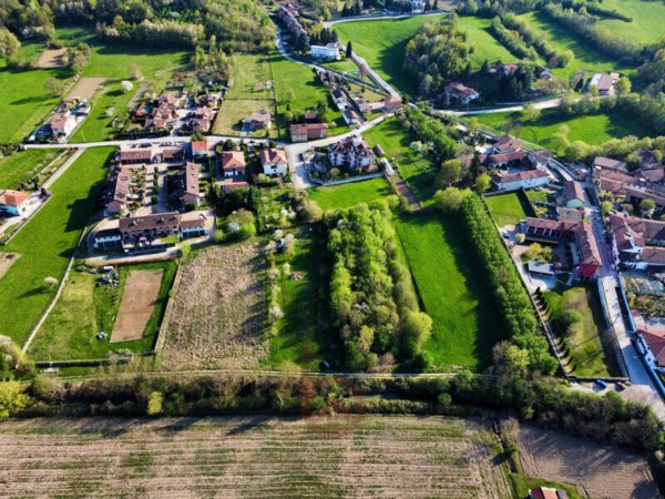 casa indipendente in vendita a Lauriano