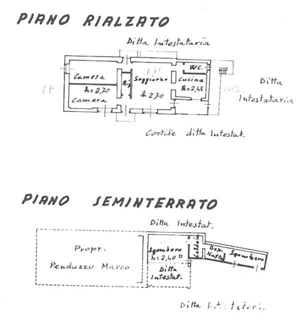 rudere in vendita a Lauriano