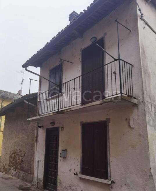 casa indipendente in vendita a Lauriano