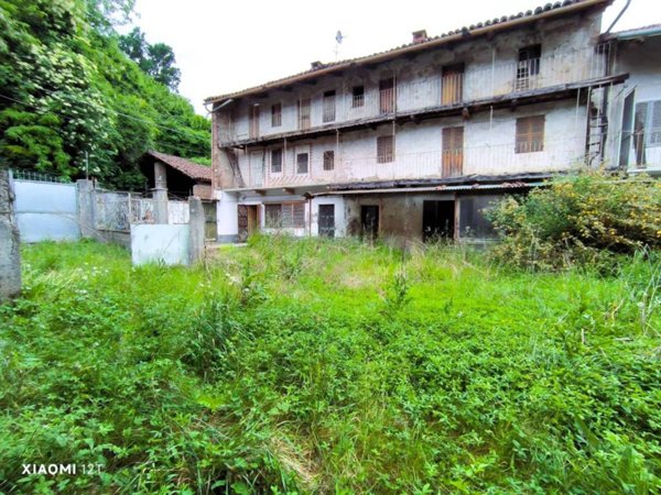 casa indipendente in vendita a Lauriano