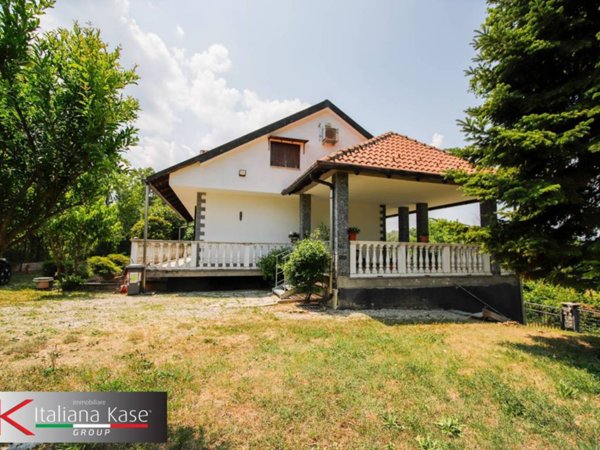 casa indipendente in vendita a Lauriano