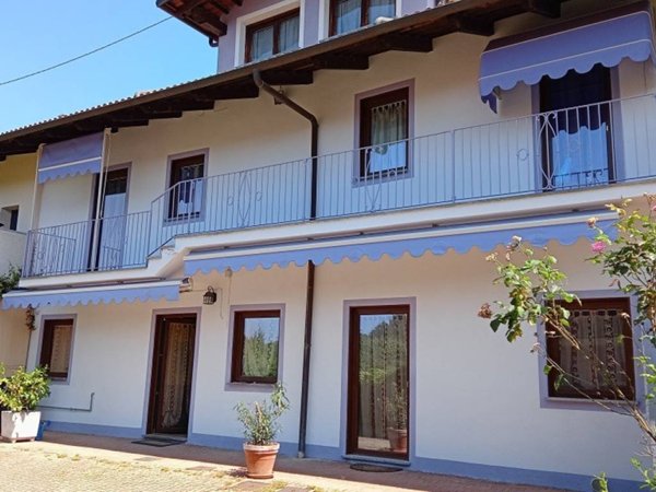 casa indipendente in vendita a Lauriano