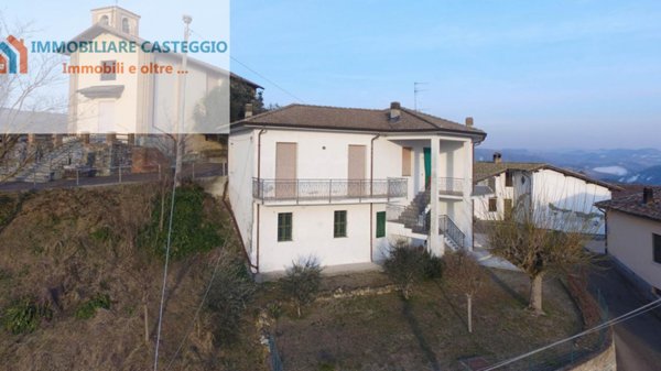 casa indipendente in vendita a Fortunago in zona Sant'Eusebio