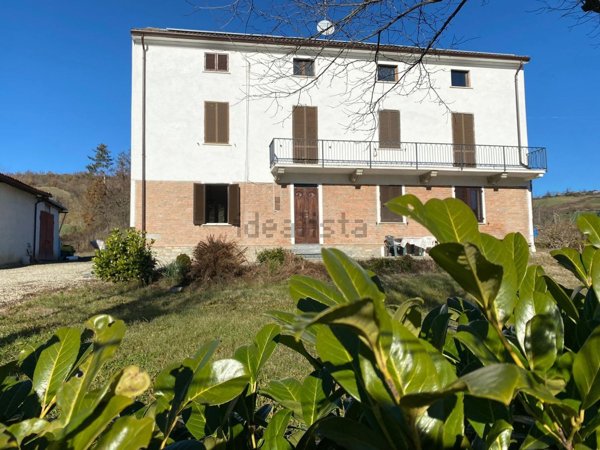 casa indipendente in vendita a Fortunago