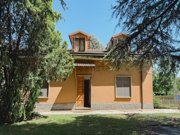 casa indipendente in vendita a Fortunago