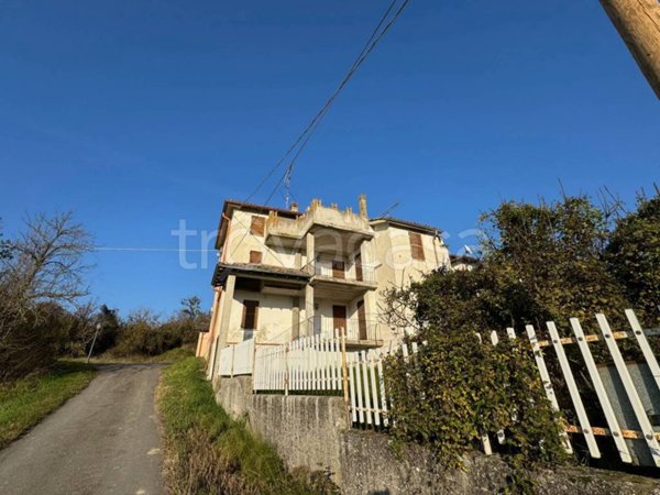 casa indipendente in vendita a Fortunago in zona Sant'Eusebio