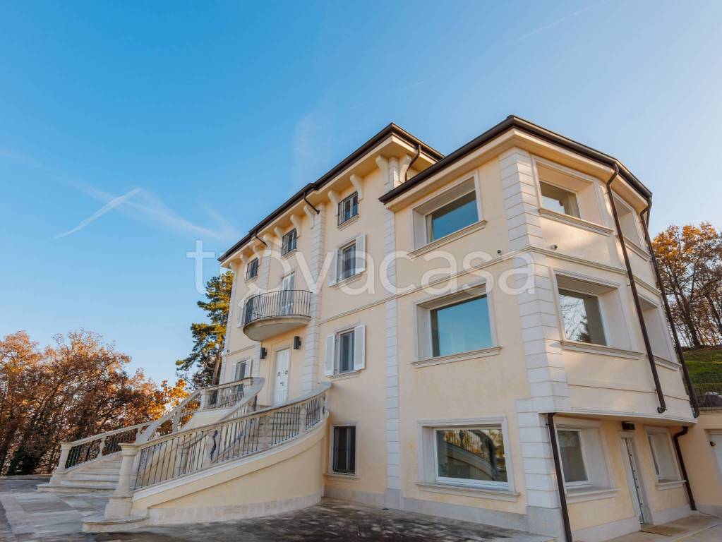 villa in vendita a Fortunago