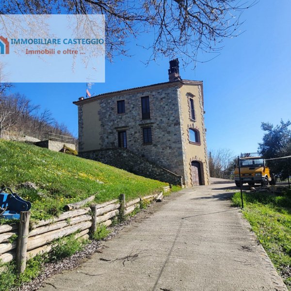 casa indipendente in vendita a Fortunago