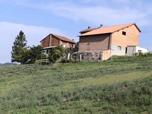 casa indipendente in vendita a Fortunago