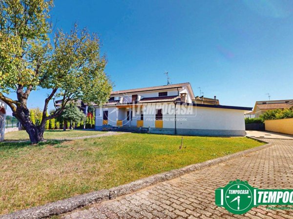 casa indipendente in vendita a Frascarolo